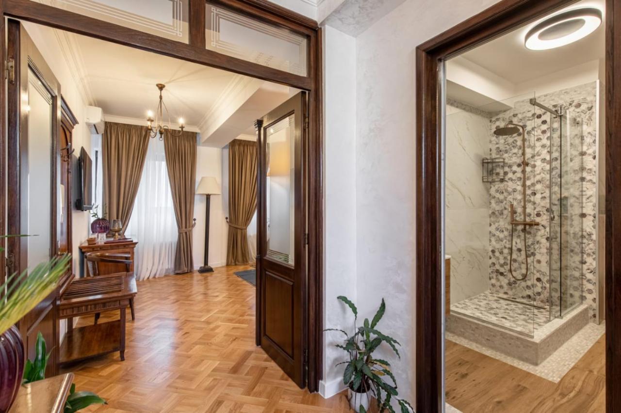 Clucerului Arc De Triomphe Hotel Bukarest Eksteriør billede